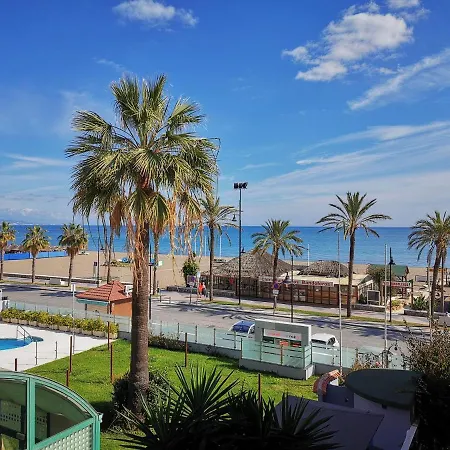 Апартаменти Lido Beachfront *