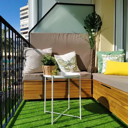 Lido Beachfront * Торремолинос