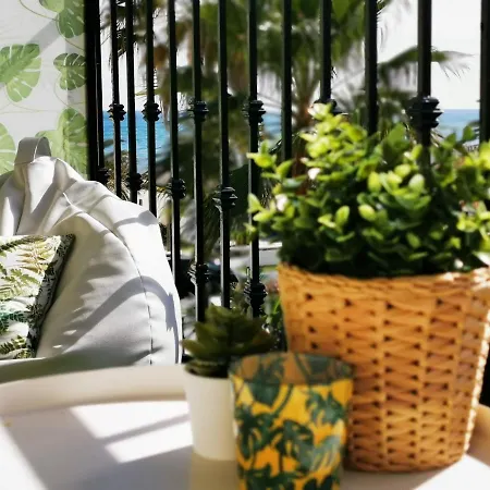 Lido Beachfront Apartamento *