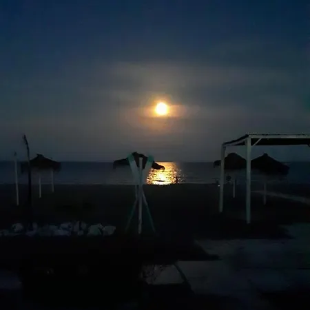 Lido Beachfront * トレモリノス