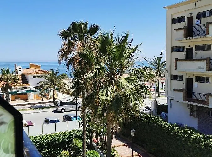 Lido Beachfront Appartement *